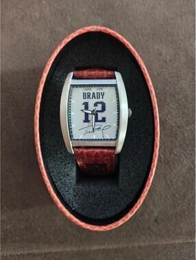 2004 NFL Quarterback Legends Tom Brady Game Time Watch.